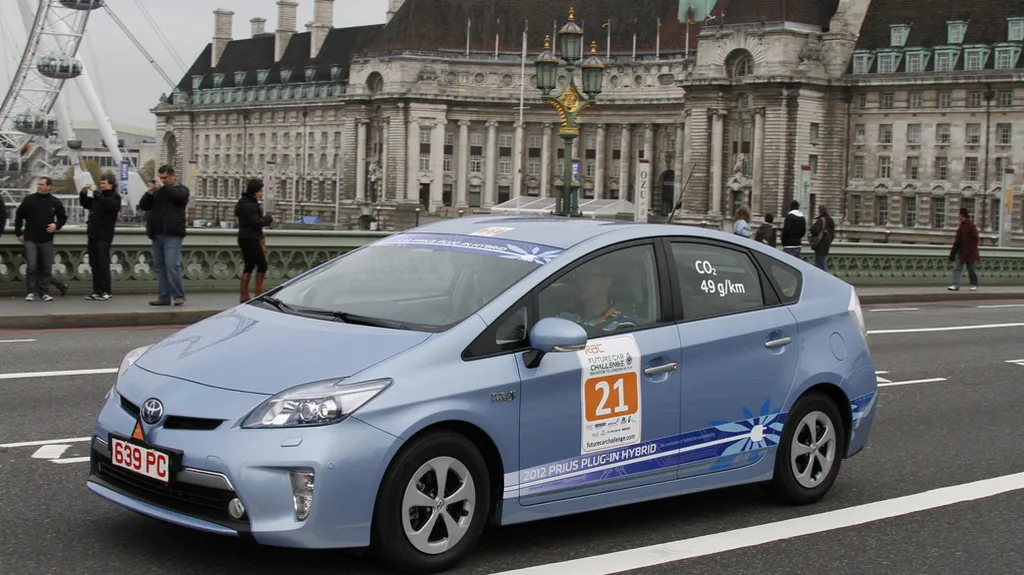 Závod elektromobilů