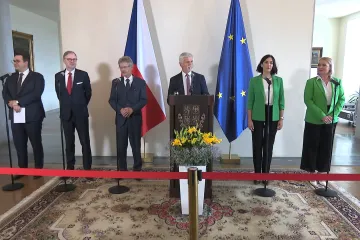 Politické špičky na Hradě řešily muniční iniciativu i summit NATO