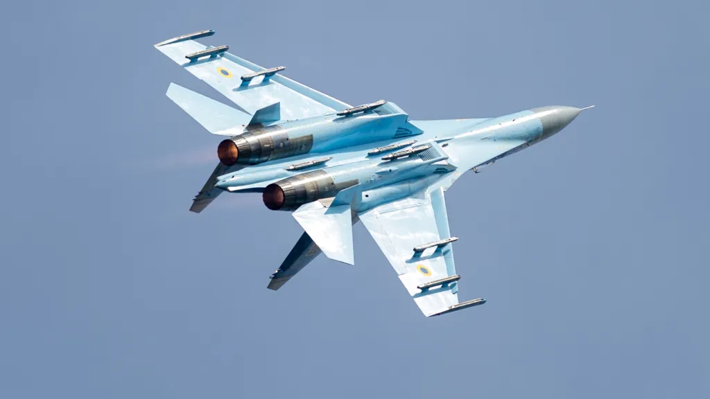 Stíhací letoun Su-27 z Ukrajiny na letecké přehlídce CIAF 2016