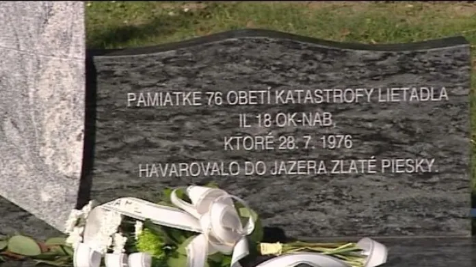 Po 38 letech se příbuzní obětí letu ČSA 001 dočkali památníku