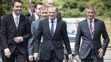 Donald Tusk přijíždí na summit v Ypres