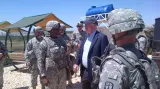 John McCain navštívil vojáky v jižním Turecku