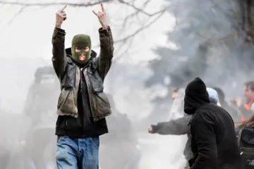 Rok 2000: Vyprávěj o demonstracích proti MMF v Praze