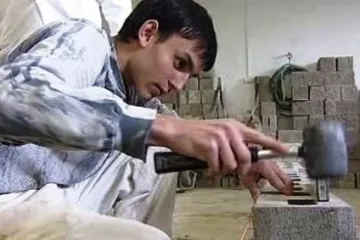 Kdo musí souhlasit s rekonstrukcí vašeho bytu?