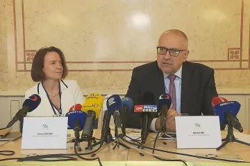 Bek chce hledat nejrychlejší cestu ke změně přijímacích zkoušek. Patří podle něj do minulého století