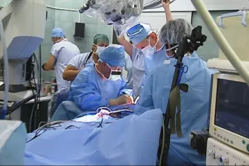 Stát přidá peníze nemocnicím. Rezervy zdravotních pojišťoven zhubnou