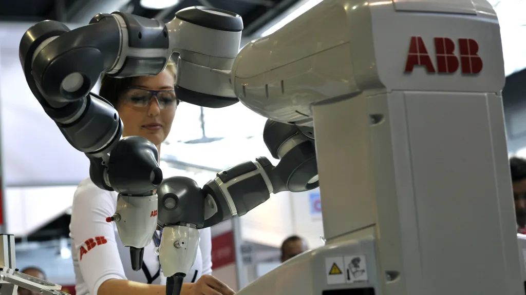 Robot YuMi dokáže spolupracovat s  člověkem