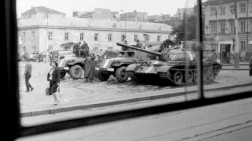 Srpen 1968 na náměstí Republiky