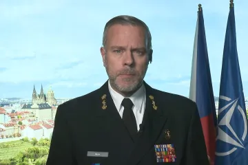 Je třeba změnit přístup ke kolektivní obraně, říká šéf Vojenského výboru NATO Bauer