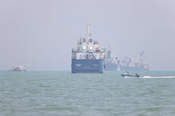 Hormuz se otevře v neděli, hned po podpisu dohody s Íránem, tvrdí Trump