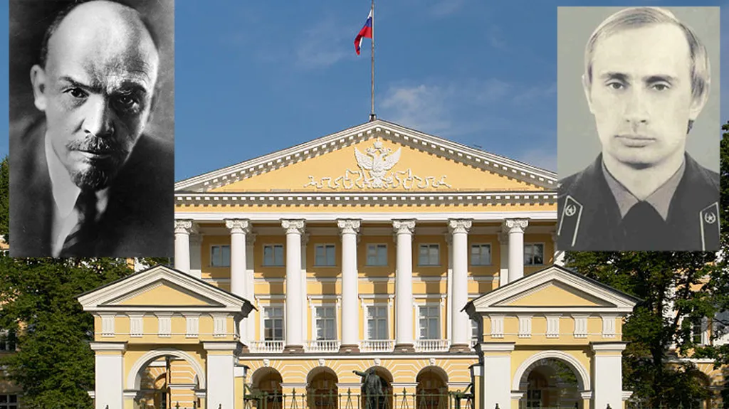 Smolný palác v Petrohradě