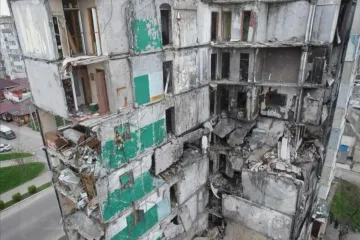 Мешканці хочуть відбудувати Бахмут, після війни 