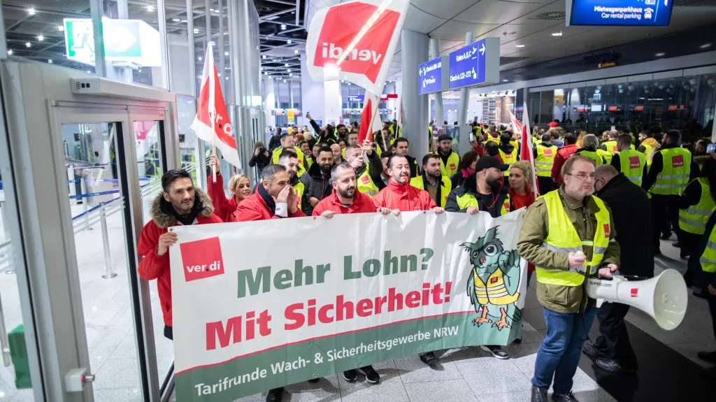 Stávka na letišti Düsseldorf