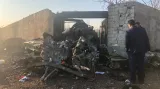 Trosky ukrajinského letadla, které havarovalo poblíž Teheránu