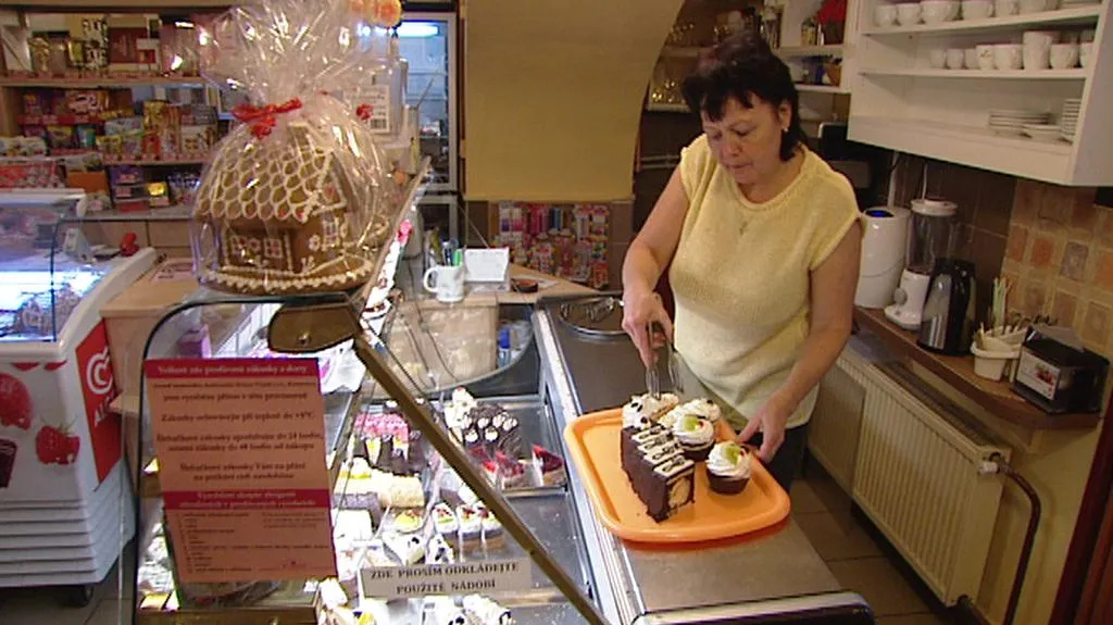 Jarmila Křížová si práci vytvořila sama, stala se cukrářkou.