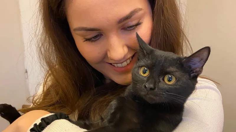 Dobrovolnice Pavlína v útulku