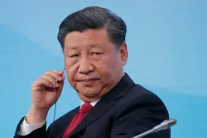 Čína žádá po EU spolupráci na zajištění stability a nevměšování, řekl Si evropským politikům