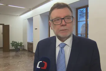 Schodek rozpočtu v pololetí činil 215,4 miliardy korun