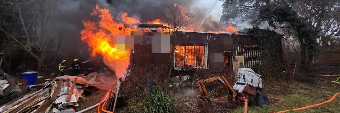 Na Štědrý den řešili hasiči nejvíce požárů za pět let