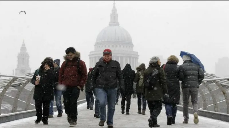 Evropu zasypal sníh