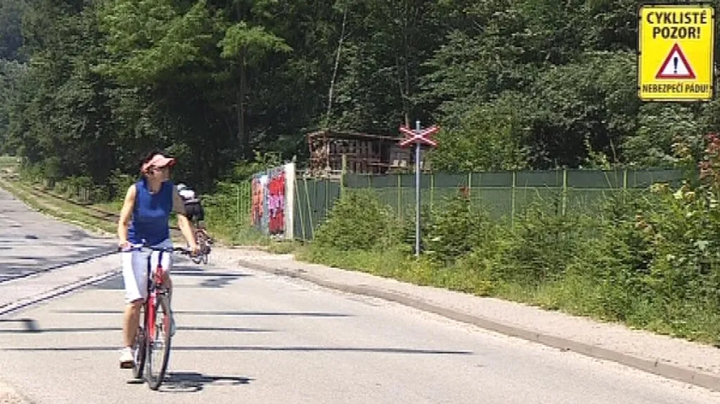 Na přejezdu u Adamova se zraní desítky cyklistů ročně