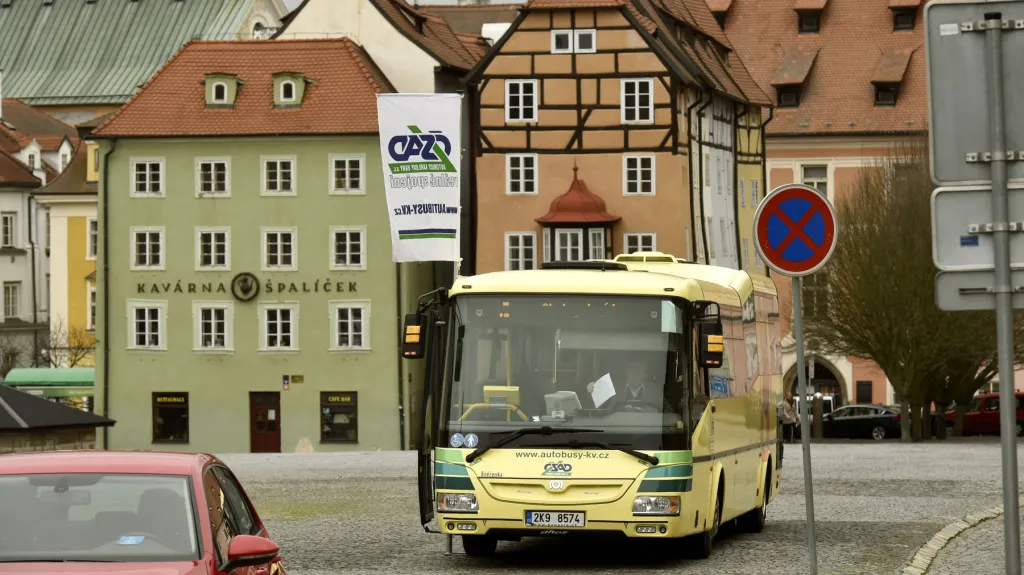 Autobus společnosti Autobusy Karlovy Vary
