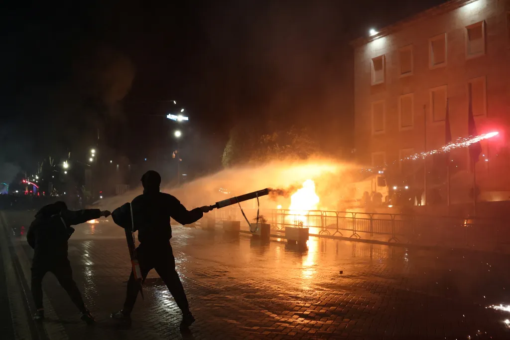 Protikorupční protesty v albánské Tiraně