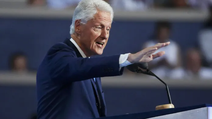 Bill Clinton na sjezdu ve Filadelfii