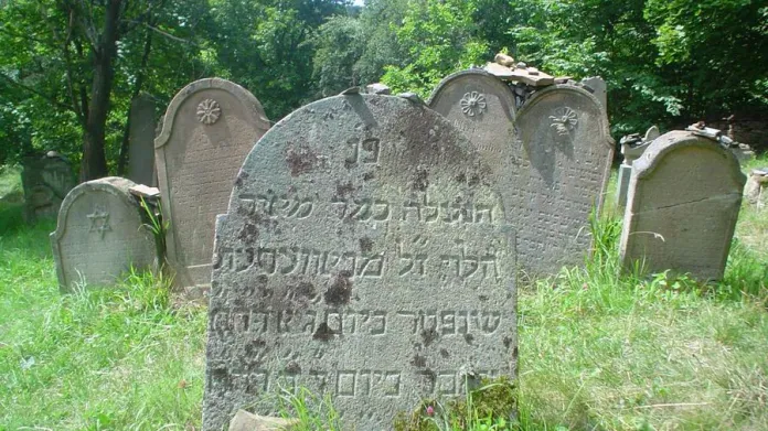 Rabštejnský židovský hřbitov