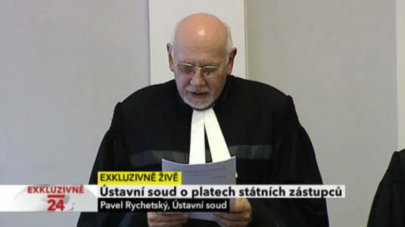 Ústavní soud o platech žalobců