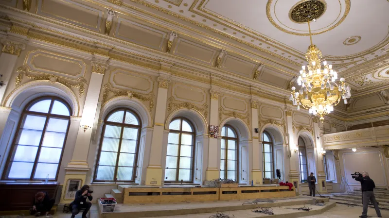 Rekonstrukce sněmovny