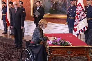 Nová ministryně zdravotnictví Filipiová - Julínek v sukních