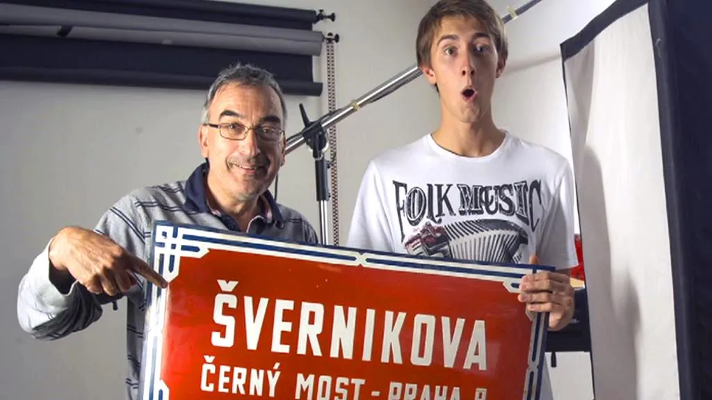 Student Aleš Bartoš se vydal za českými emigranty