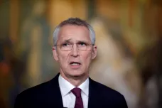Stoltenberg bude pokračovat v čele NATO, členské země se neshodly na jeho nástupci