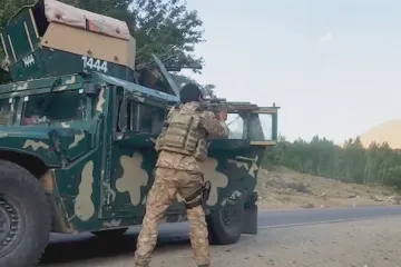 Afghánistán se po odchodu Američanů propadá do válečného chaosu, který přitahuje pozornost Ruska