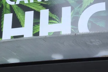 Ministerstvo zdravotnictví se staví proti HHC, reaguje na otravy mladistvých i dětí