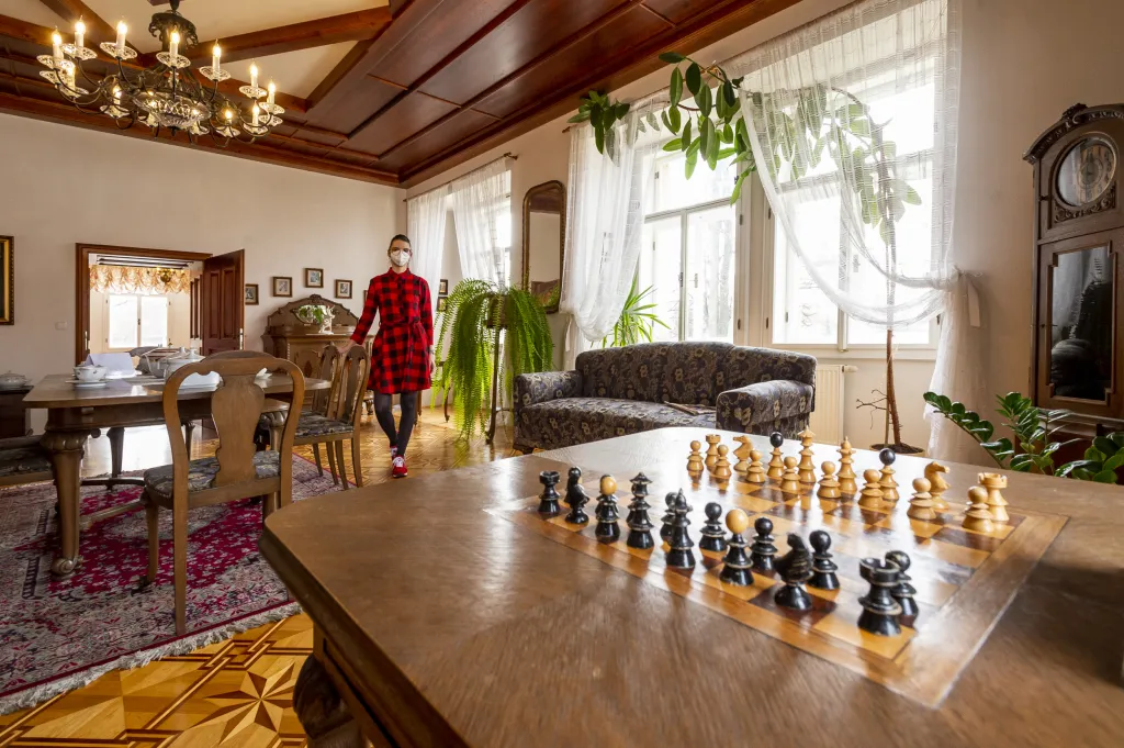 Na šluknovském zámku se během roku koná zhruba třicet svateb, přijít mohlo však jen 15 svatebčanů. Zhruba půlka svateb se loni neuskutečnila vůbec