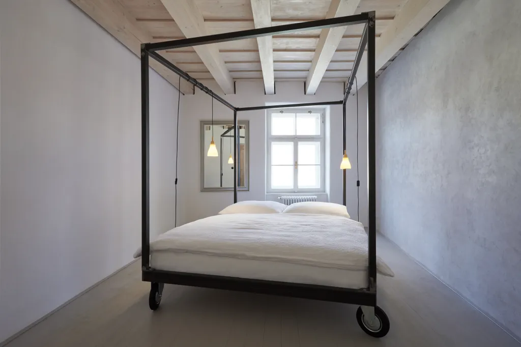 Vítěz kategorie Veřejný interiér I – Štajnhaus (Mikulov). Autor: Jan Hora