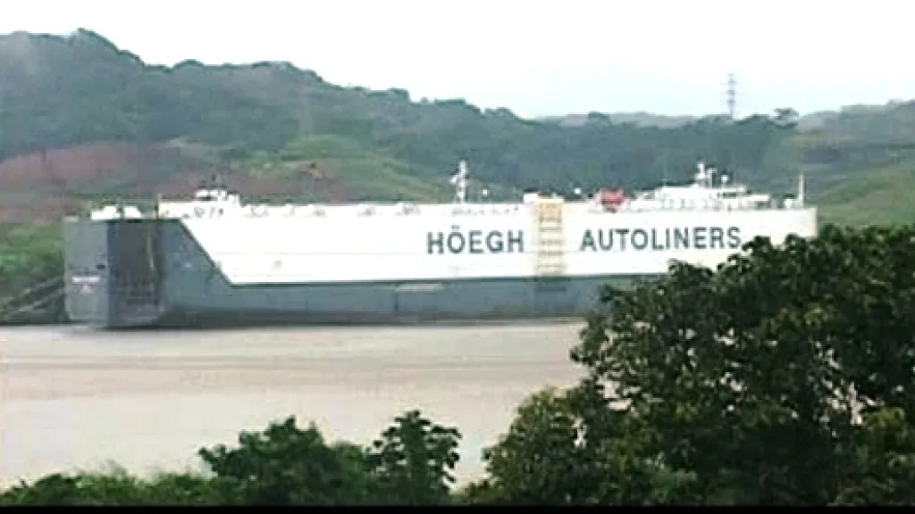 Uzavřený Panamský průplav