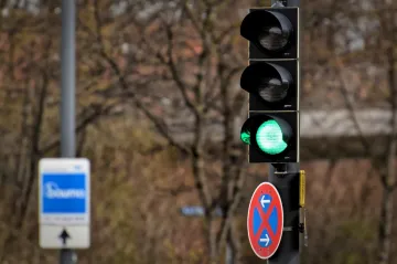 Noční režim semaforů s problémy. Na pražské křižovatce je navíc až 50 poruch denně