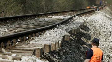 Poškozená železniční trať