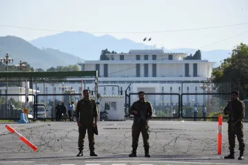 Není jisté, zda mírová jednání USA a Íránu proběhnou, píší média