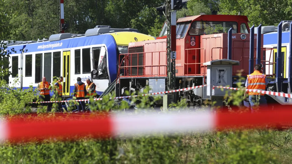 Srážka nákladního a osobního vlaku v Aichachu
