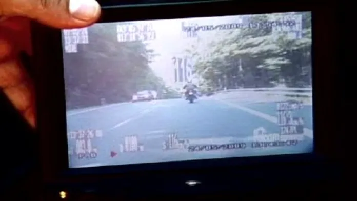 Motorkář zachycený ve 116kilometrové rychlosti při policejní akci v Buchlovských horách