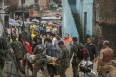 Obětí záplav a sesuvů půdy v Brazílii je již téměř devadesát, další dvě desítky lidí se pohřešují