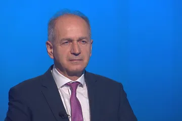 Francouze víc zajímá, co se stalo se šperky, než kdo je ukradl, říká Šmíd