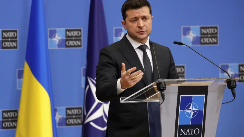 „Jsme vaše předsunutá hlídka,“ připomněl v Bruselu Zelenskyj