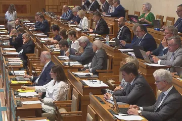 Konsolidační balíček podpořil beze změn jen jeden ze tří výborů Senátu