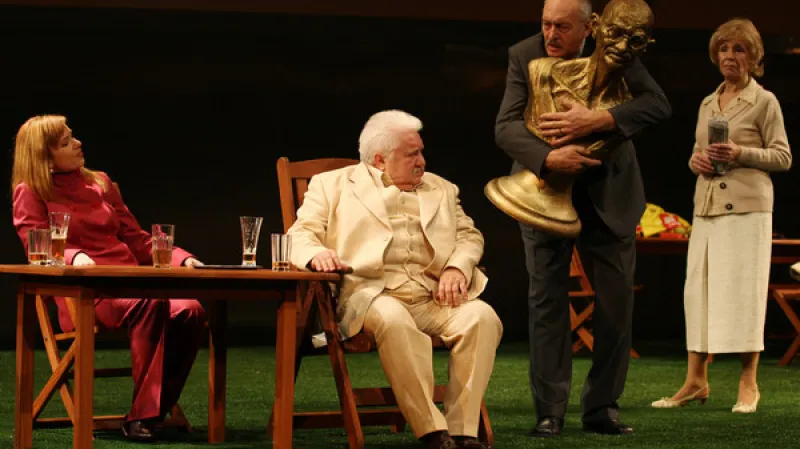 Odchazení ve Slovenském národním divadle