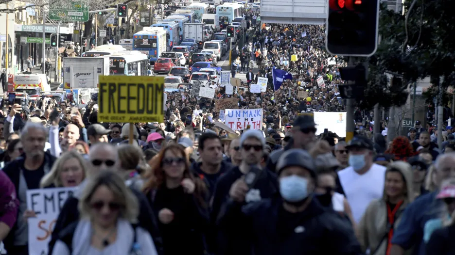 Protesty v Sydney proti opatřením
